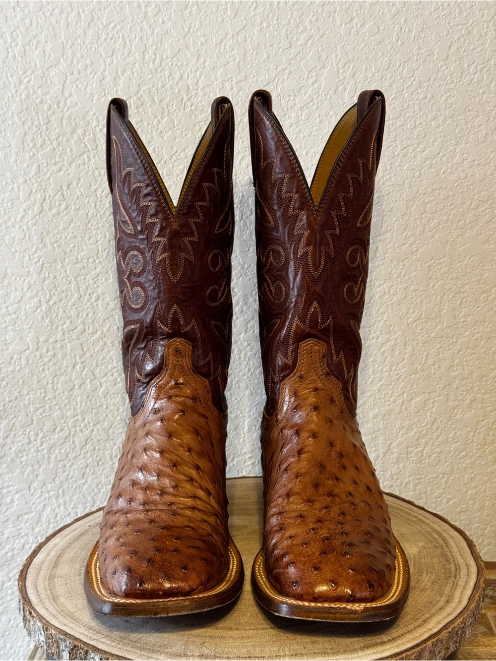 Lucchese Harmon | Full Quill Ostrich | 8.5D - Picture 2 of 4